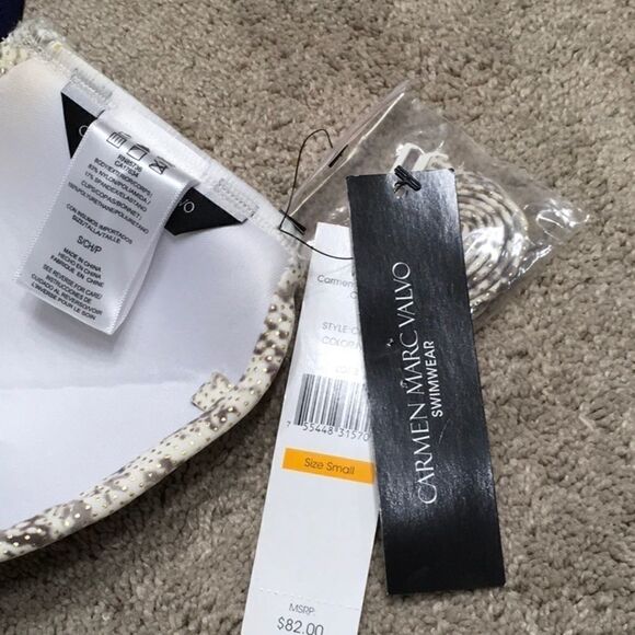 Carmen Marc Valvo bikini top. NWT - Picture 8 of 9